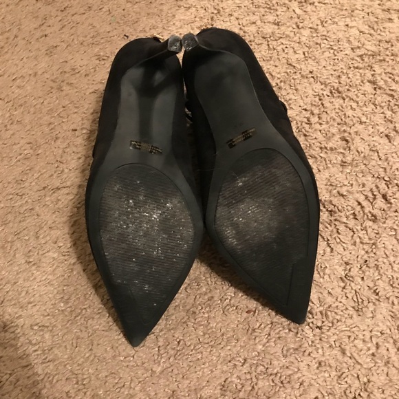 EUC Guess black suede 4.5” stiletto heel - 9.5 - Picture 5 of 5